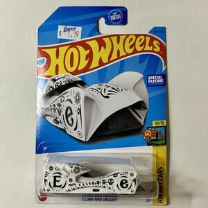 Hot Wheels Cloak and Dagger HW Art Cars 10/10 White Day of the Dead 157/250